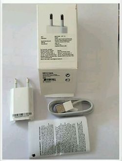 Apple MD813ZM/A 5W USB Power Adapter